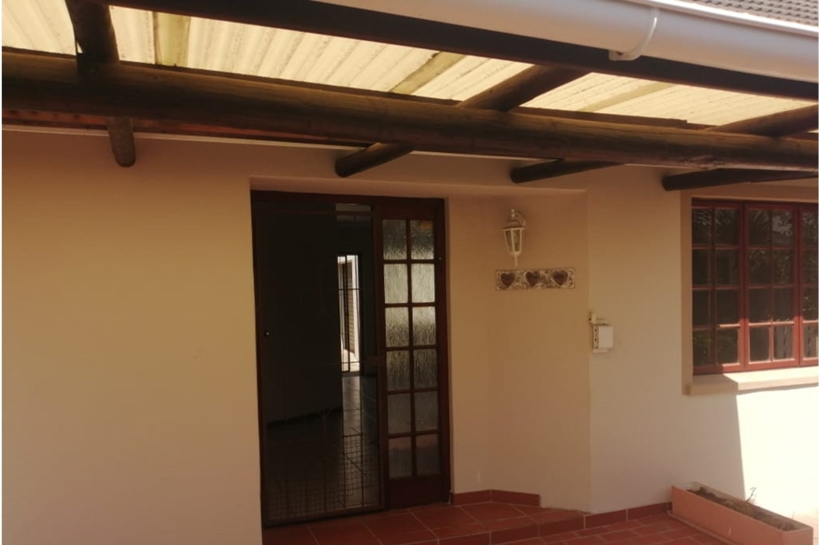 3 Bedroom Property for Sale in Denneoord Western Cape